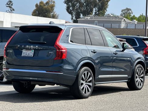 Certified 2024 Volvo XC90 B5 Plus AWD/4WD image 4