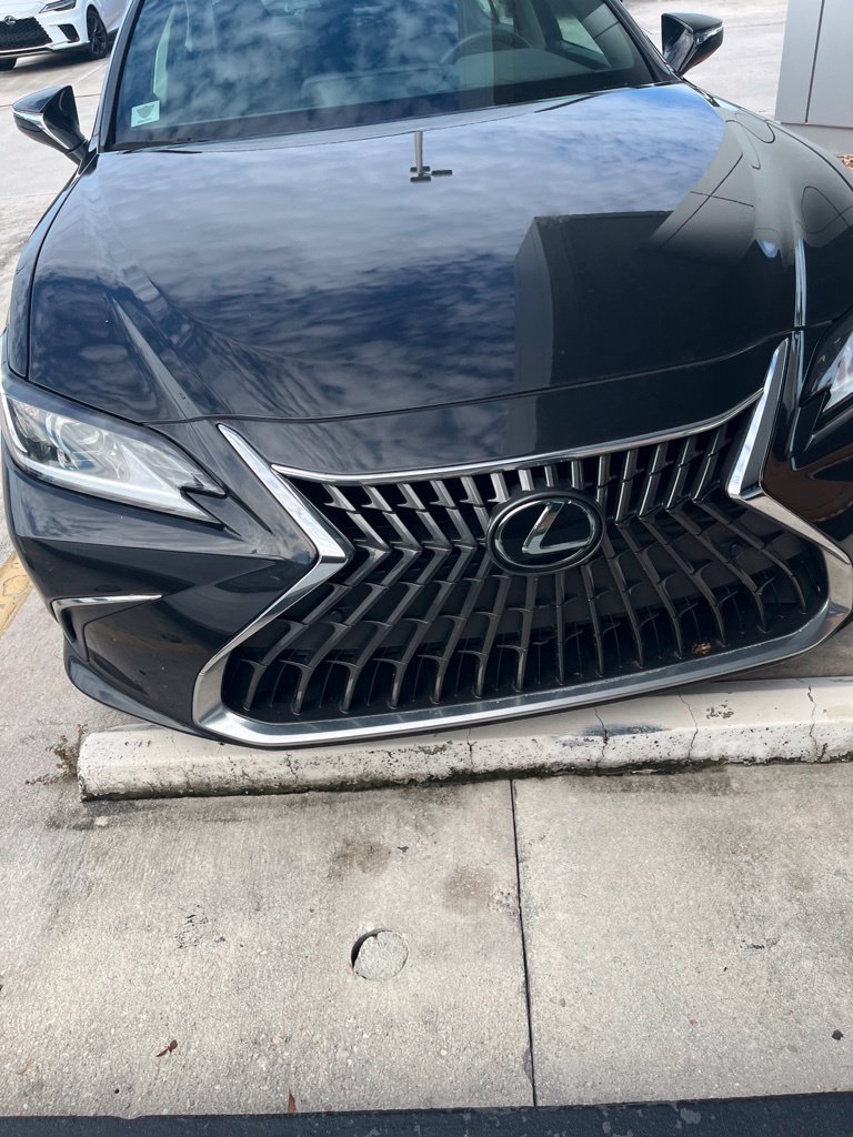 Used 2024 Lexus ES 350 w/ Premium Package FWD image 1