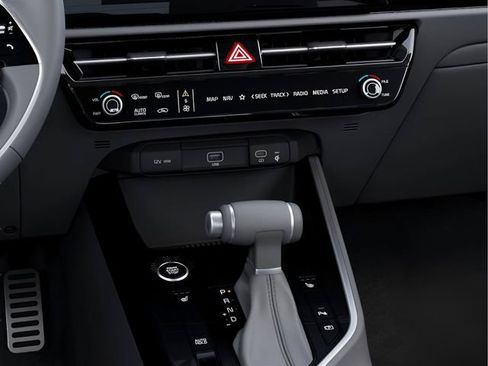 New 2025 Kia Niro EX Touring FWD image 23