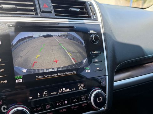 Used 2018 Subaru Outback 2.5i Limited AWD/4WD image 25