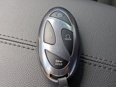 Used 2026 Hyundai Santa Cruz SE FWD image 19