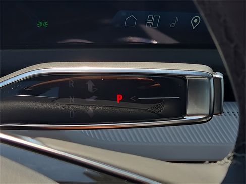 New 2025 Cadillac Optiq Sport 1 image 28