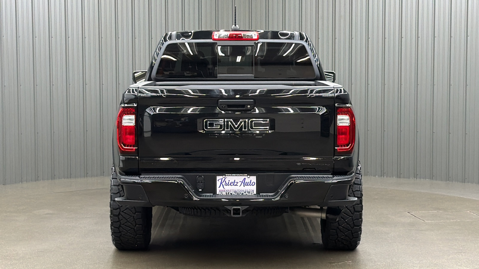 Used 2026 GMC Canyon Denali w/ LPO, Denali Black Edition AWD/4WD image 4