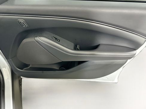 Used 2023 Ford Mustang Mach-E Select w/ Comfort Package Lite image 30