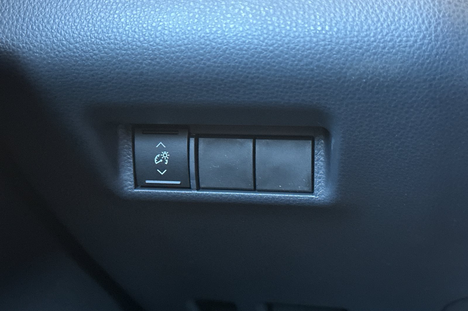 Used 2026 Toyota RAV4 LE FWD image 30