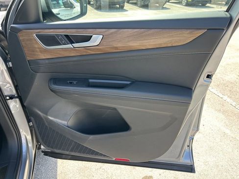 New 2026 Volkswagen Atlas SE image 37