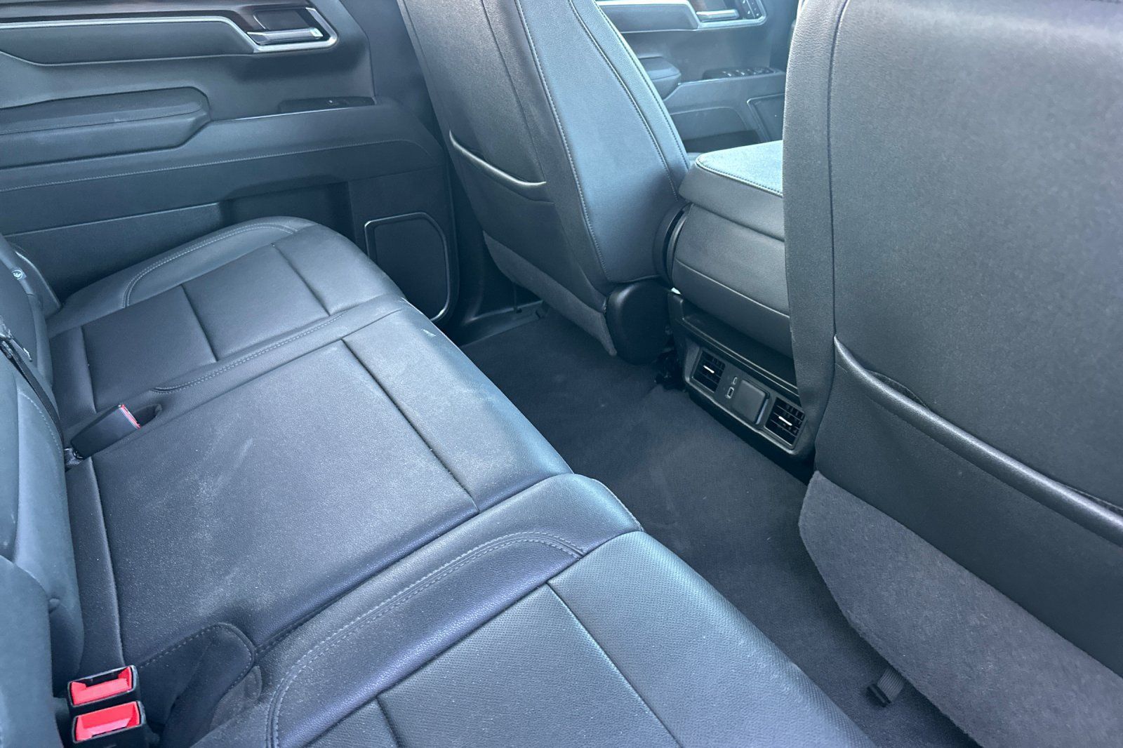Used 2026 GMC Sierra 1500 SLT AWD/4WD image 18