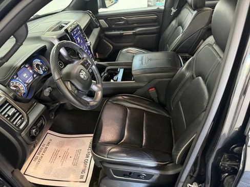 Used 2020 RAM 1500 Limited w/ Black Appearance Package AWD/4WD image 14