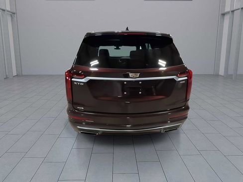 Used 2021 Cadillac XT6 Premium Luxury AWD/4WD image 7