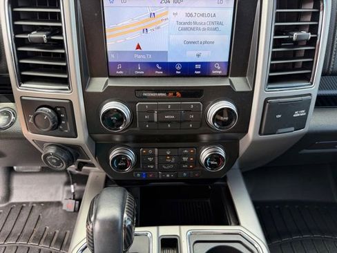Used 2020 Ford F150 Lariat w/ Equipment Group 502A Luxury AWD/4WD image 17