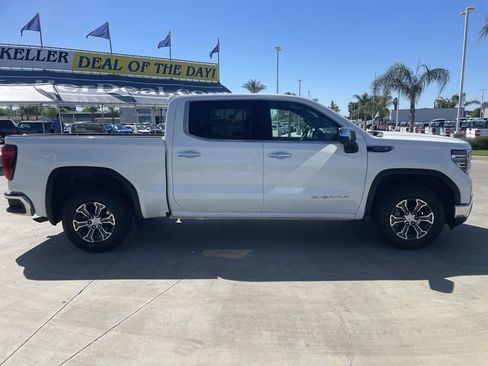 Used 2024 GMC Sierra 1500 SLT RWD image 9