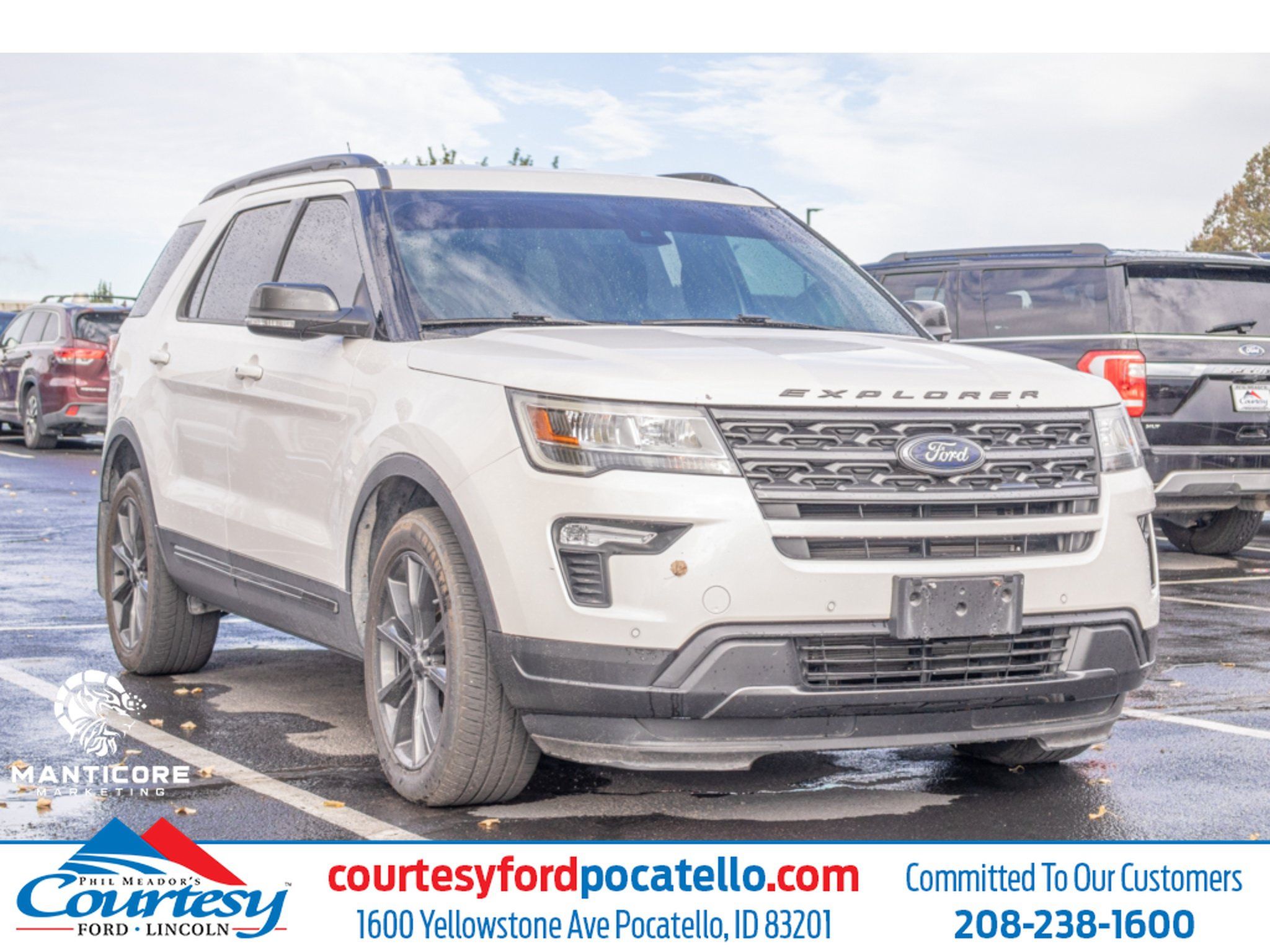 Used 2018 Ford Explorer XLT w/ Equipment Group 202A AWD/4WD image 1