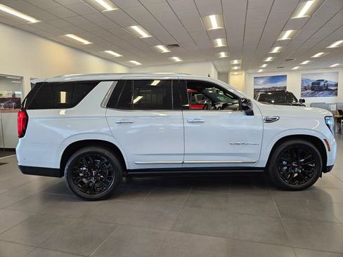 New 2026 GMC Yukon Denali w/ Denali Reserve Package AWD/4WD image 6