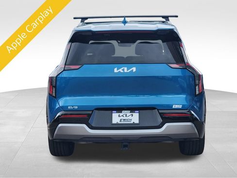 Certified 2024 Kia EV9 Land AWD/4WD image 3