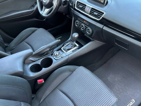 Used 2016 MAZDA MAZDA3 i Sport w/ Preferred Equipment Package image 16