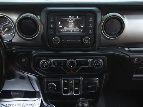 Used 2020 Jeep Gladiator Sport w/ Quick Order Package 24S image 22