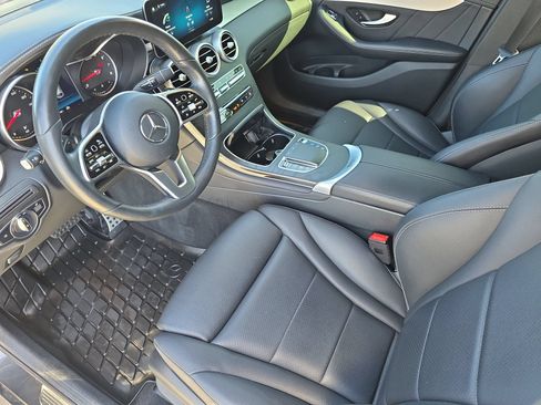 Used 2022 Mercedes-Benz GLC 300 4MATIC Coupe image 16
