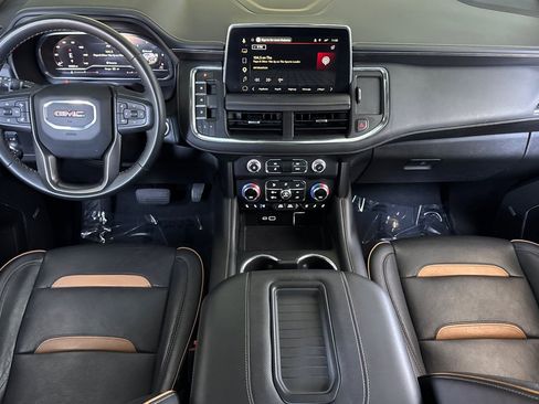 Used 2023 GMC Yukon AT4 w/ Technology Package AWD/4WD image 13