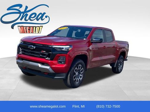 Used 2023 Chevrolet Colorado Z71 w/ Z71 Convenience Package 2 AWD/4WD image 1