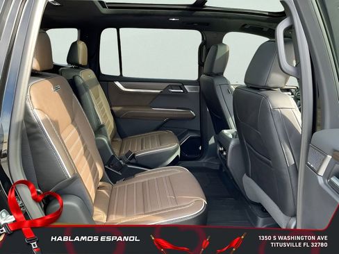 New 2026 GMC Acadia Denali Ultimate w/ LPO, Floor Liner Package image 23