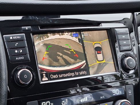 Certified 2022 Nissan Rogue Sport SV w/ Technology Package image 17