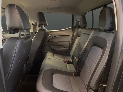 Used 2018 Chevrolet Colorado Z71 image 25