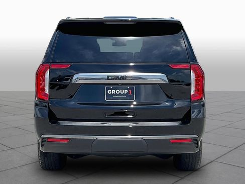 Used 2024 GMC Yukon AT4 w/ AT4 Premium Package AWD/4WD image 5