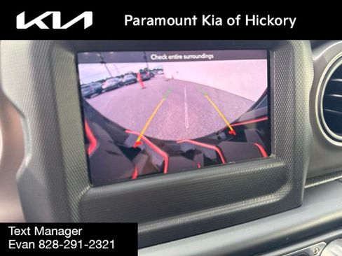 Used 2022 Jeep Wrangler Unlimited Sport AWD/4WD image 23