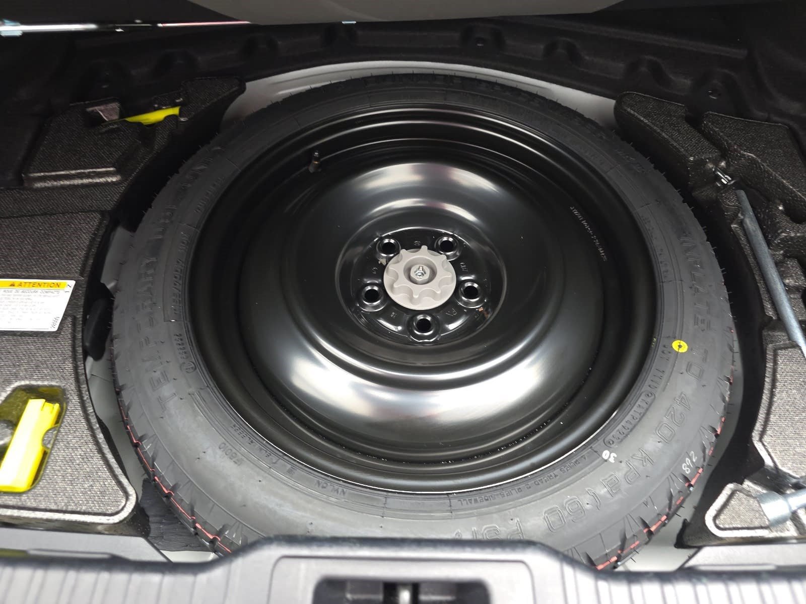 Used 2024 Lexus IS 300 w/ Comfort Package RWD image 31