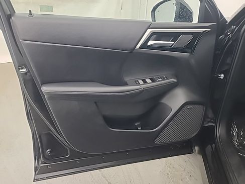 Used 2025 Mitsubishi Outlander SE AWD/4WD image 23