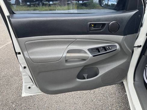 Used 2013 Toyota Tacoma 2WD Double Cab image 38