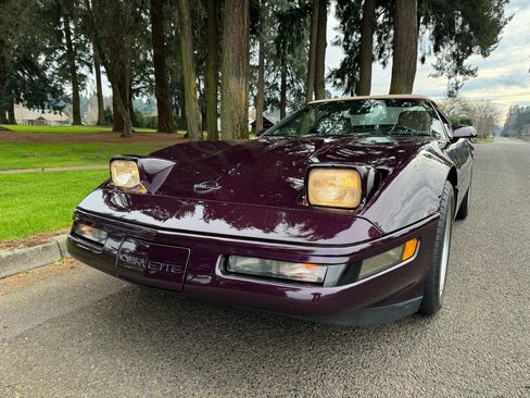 Used 1992 Chevrolet Corvette Convertible image 36