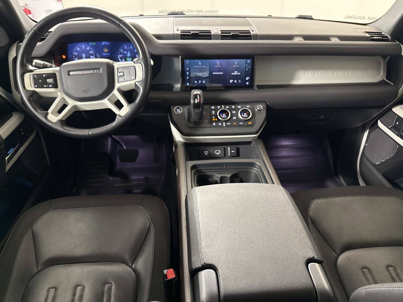 Used 2020 Land Rover Defender 110 SE AWD/4WD image 16