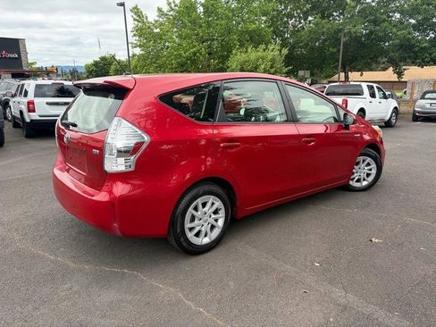 Used 2012 Toyota Prius V Two FWD image 4