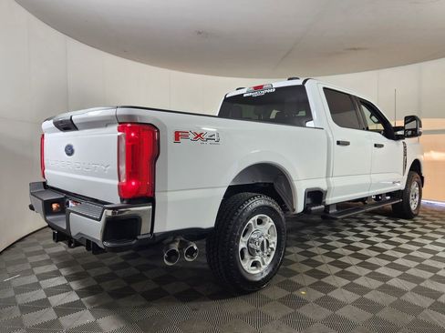New 2026 Ford F350 XLT w/ FX4 Off-Road Package AWD/4WD image 7