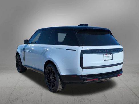 New 2025 Land Rover Range Rover SE image 4