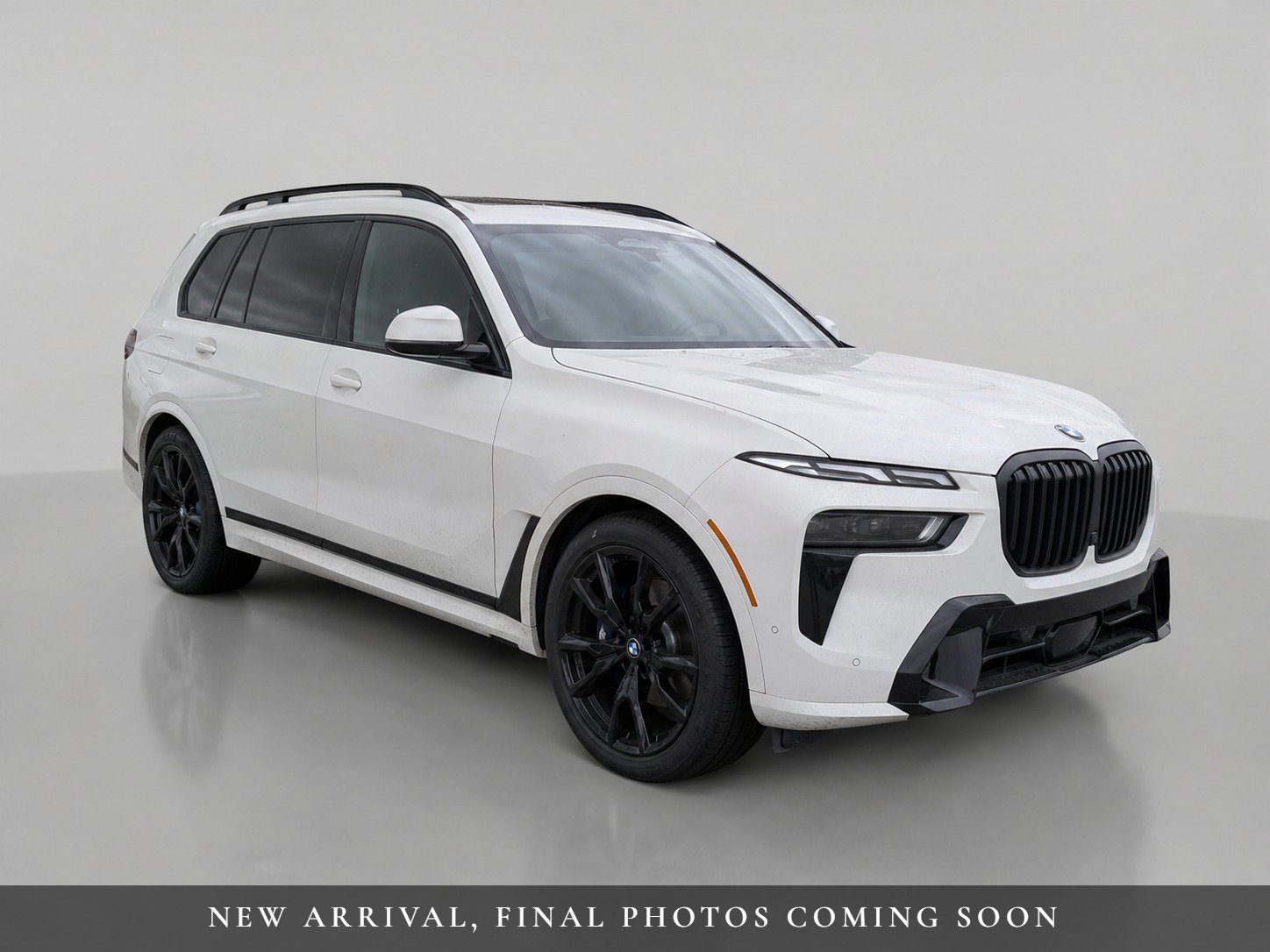 Used 2027 BMW X7 xDrive40i AWD/4WD image 4