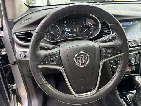 Used 2018 Buick Encore Preferred image 27