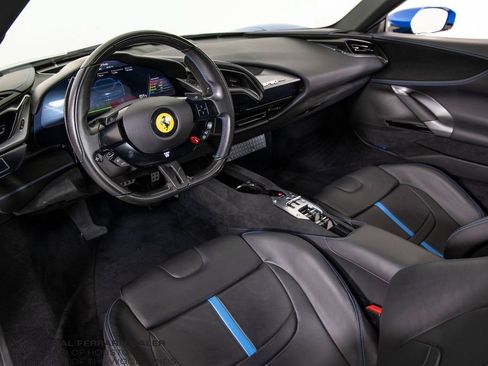 Used 2023 Ferrari SF90 Spider AWD/4WD image 4