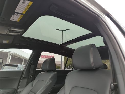 Used 2022 Kia Sportage Nightfall Edition image 28