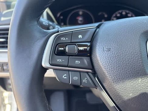 Used 2022 Honda Accord EX-L image 11