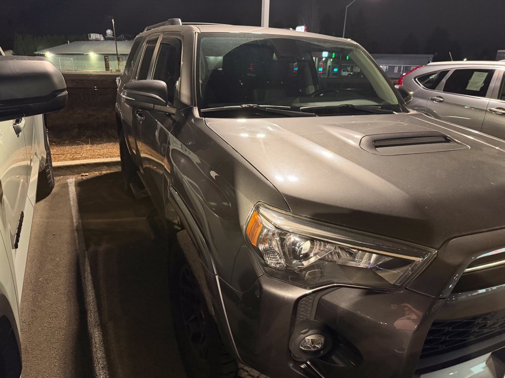 Used 2023 Toyota 4Runner TRD Off-Road Premium AWD/4WD image 8