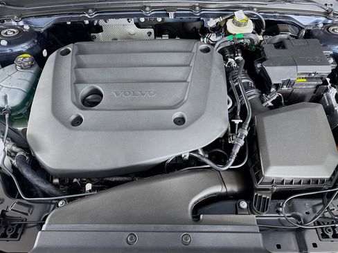 New 2026 Volvo XC40 B5 Core AWD/4WD image 30