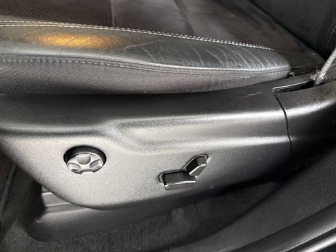 Used 2022 Dodge Durango GT image 28