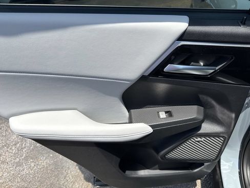 New 2026 Mitsubishi Outlander SE FWD image 38