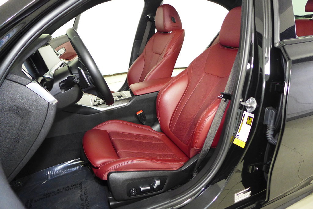 Used 2022 BMW M340i RWD image 22