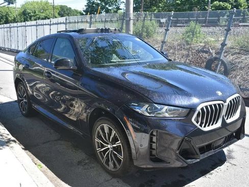 Used 2025 BMW X6 xDrive40i AWD/4WD image 4