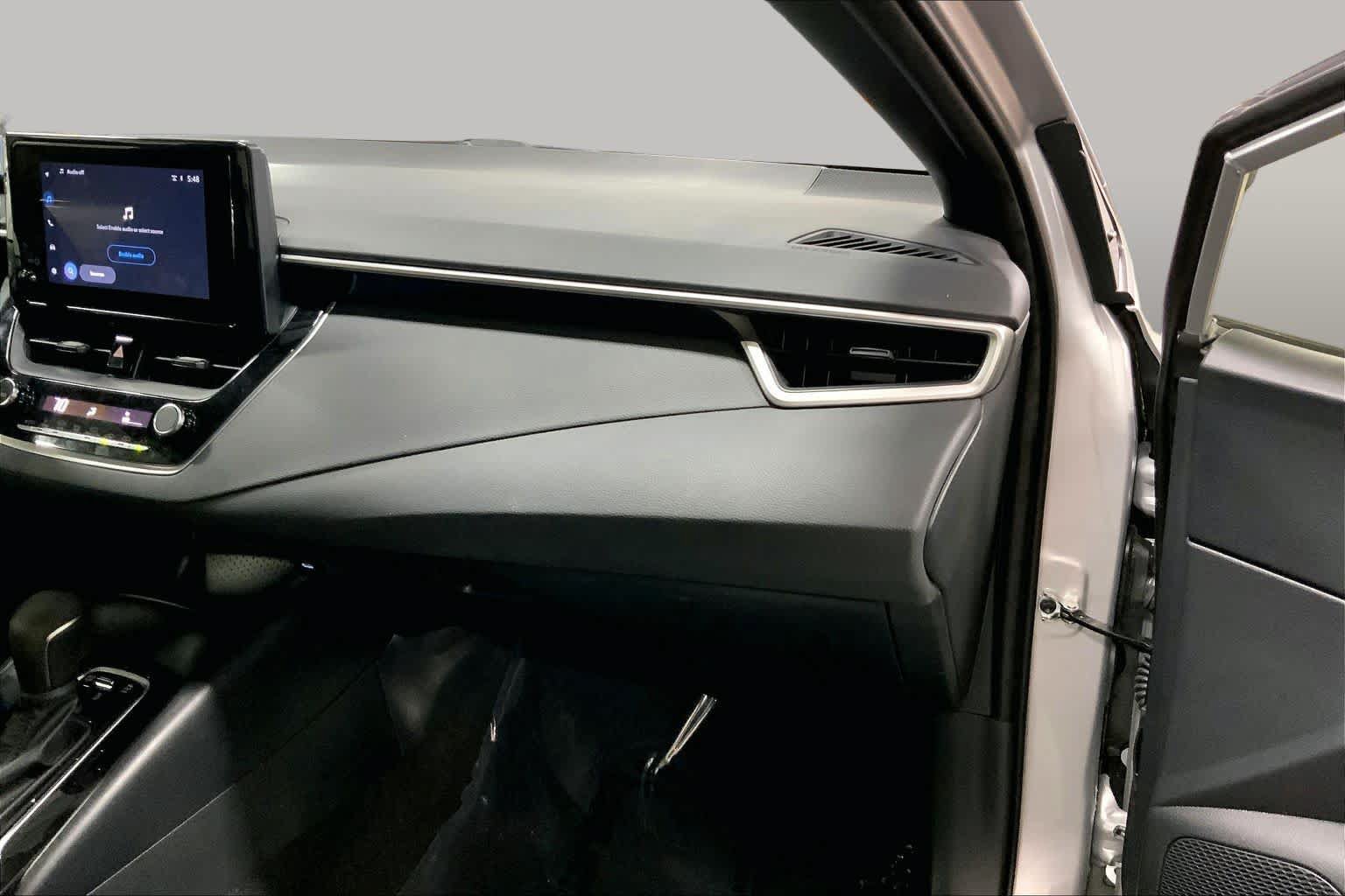Used 2026 Toyota Corolla SE FWD image 19