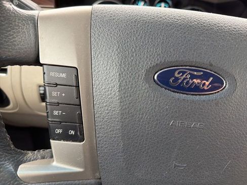 Used 2009 Ford Flex SEL FWD image 15