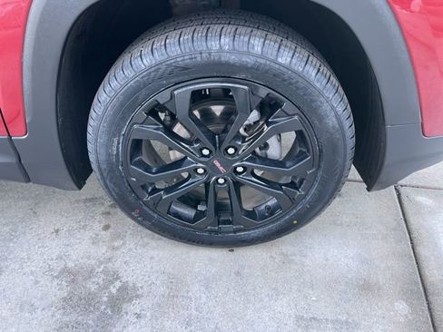 Used 2022 GMC Terrain SLT w/ Elevation Edition image 24